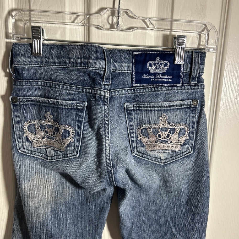 Rock & Republic Victoria Beckham "Stockholm" Y2K Rhinestone Crown Jeans 24